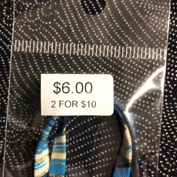 2 Masks: Tan Geometric & Black Micron Dot Elastic Bi-fold & 1 Blue Clip Holder - Picture 9 of 9